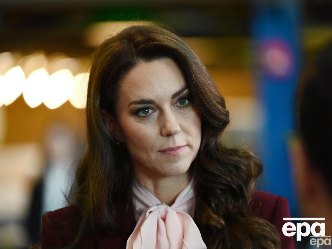 Кейт Міддлтон познайомилася з принцом Вільямом 2001 року під час навчання в Сент-Ендрюському університеті