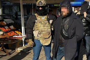 Детектива задержали на получении $1,2 тыс.