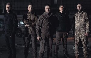 Ідея кліпу гурту "Антитіла" на пісню "Фортеця Бахмут" полягає у тому, що снаряди із цитатами з пісні підрозділ відправляє у напрямку ворога і вони знищують його