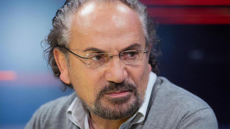 Шустер советует украинцам освоить базовые военные навыки, чтобы чувствовать себя увереннее в условиях вероятного наступления оккупантов