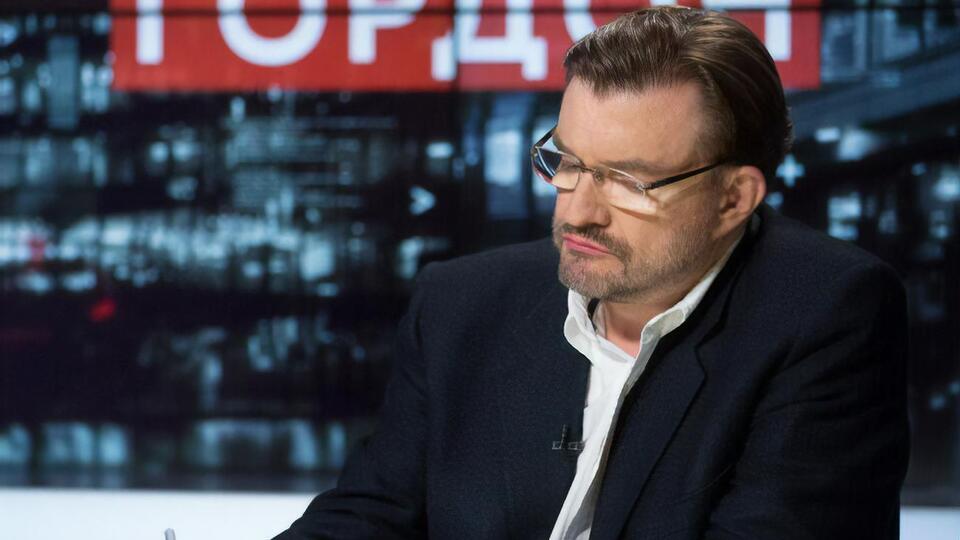 Киселев убежден, что тот или иной сценарий военного переворота возможен в России – как и возникновение демократии впоследствии