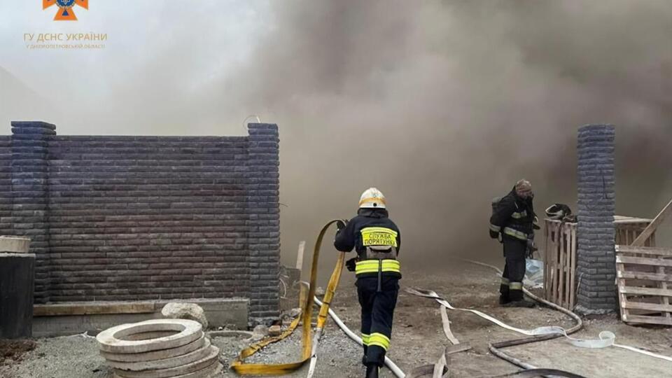 У Криворізькому районі окупанти двічі влучили в одне й те саме підприємство