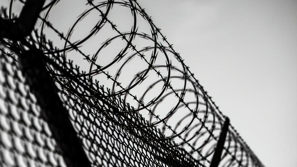 В ЧВК "Вагнер" были завербованы тысячи заключенных, сообщали СМИ