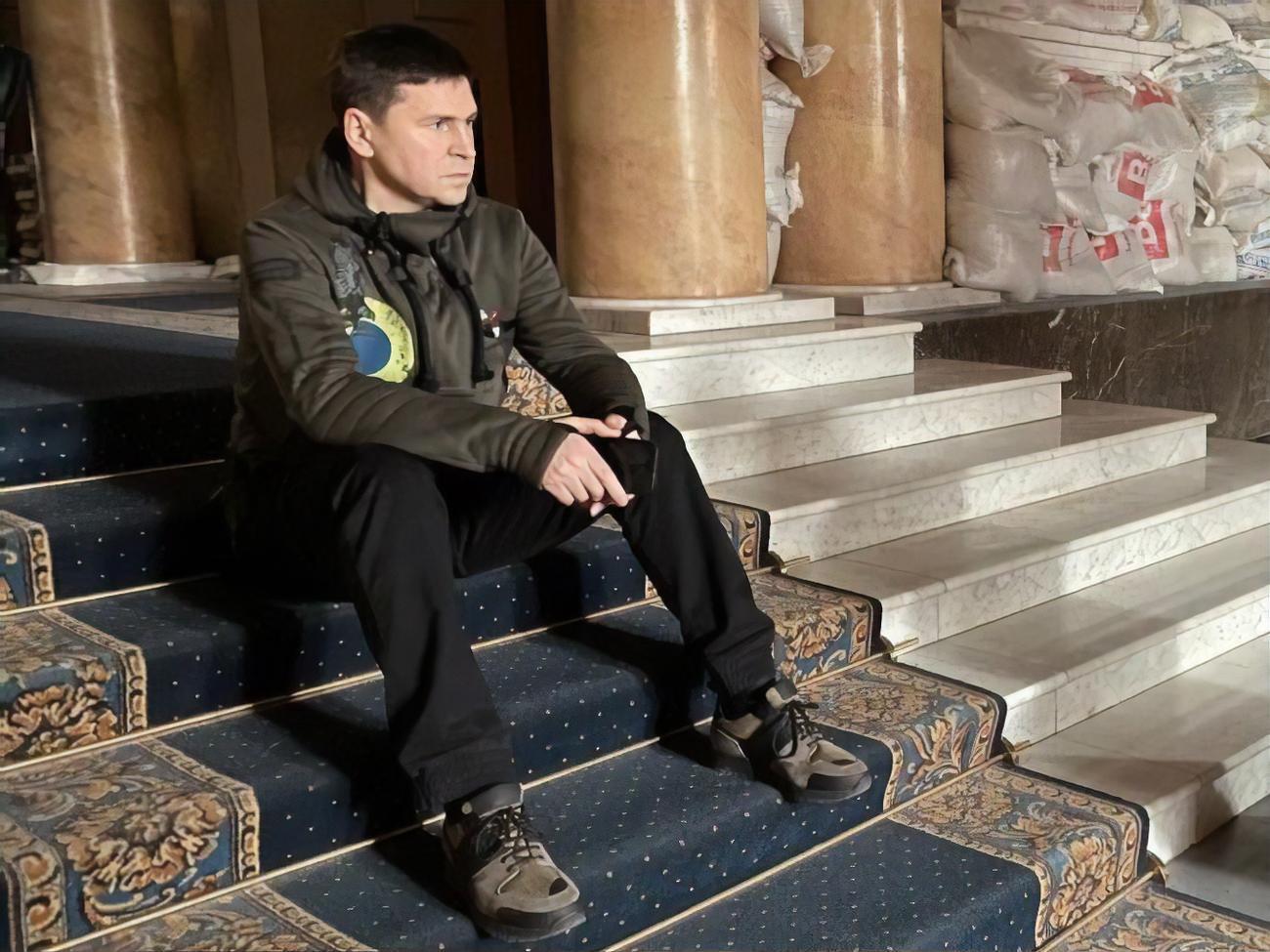 Подоляк: Не выйти с рынка РФ за год полномасштабной войны &ndash; сознательная позиция