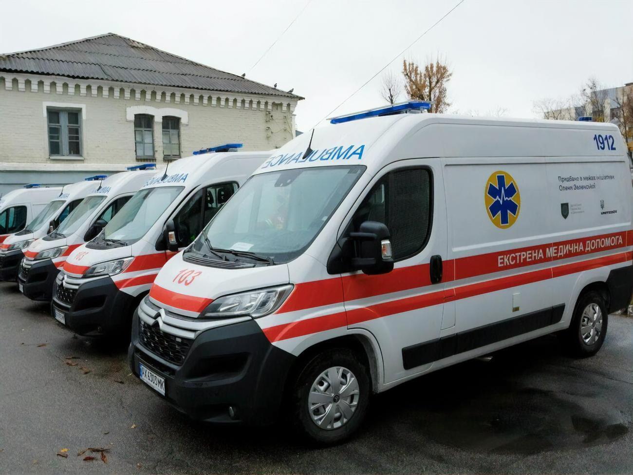 Пораненого госпіталізували, зазначив Синєгубов