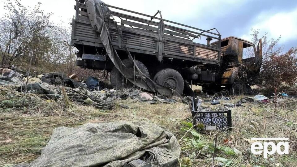 Під Маріуполем пролунали вибухи в місцях розташування підрозділів російських військ, повідомив Андрющенко