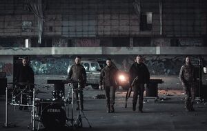 Гурт "Антитіла" знімав кліп на пісню "Фортеця Бахмут" безпосередньо в Бахмуті за участю українських захисників