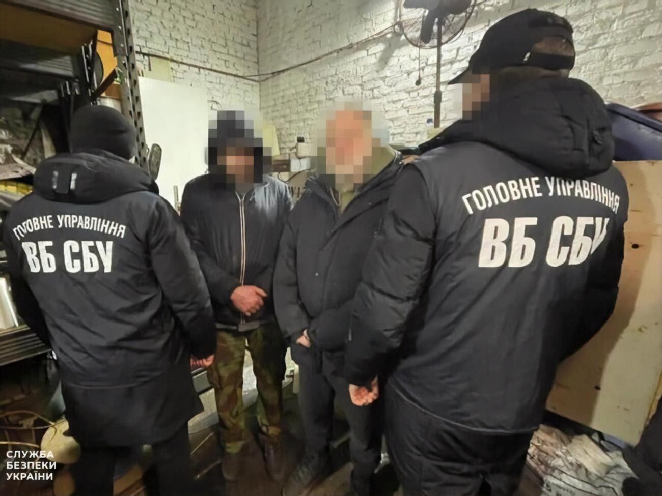 СБУ повідомила затриманих про підозру в наркоторгівлі