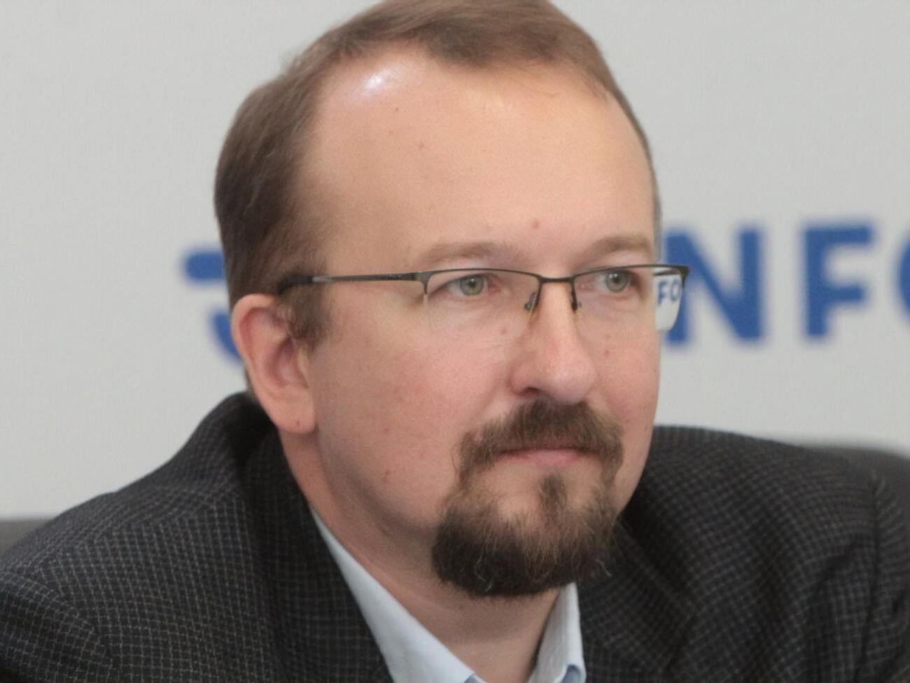 Сийярто прилетел в Беларусь на военном самолете ВВС Венгрии. На самолете страны НАТО в страну, где говорят о натовской угрозе