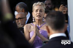 Шэрон Стоун не комментировала смерть брата