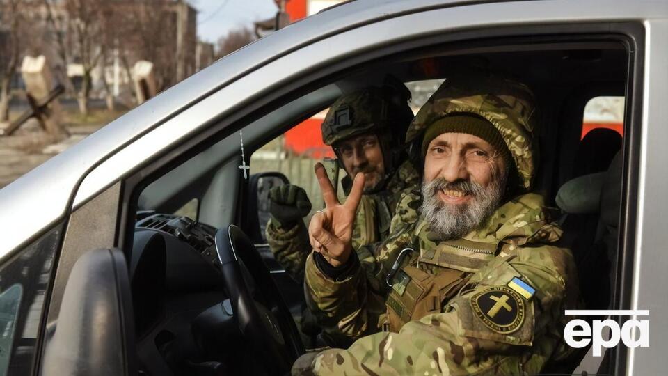 Українські захисники продовжують битву за Бахмут