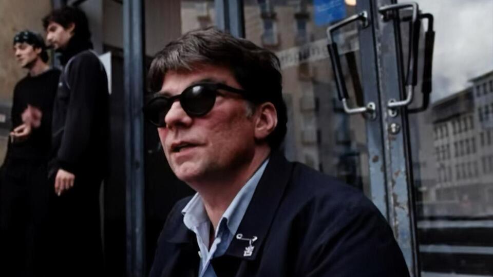 Гекке заявил, что журналистка в течение 20 лет критиковала его постановки, переходя на личности