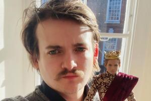 Глисон: Победителю лично подпишу и передам статуэтку в Киеве