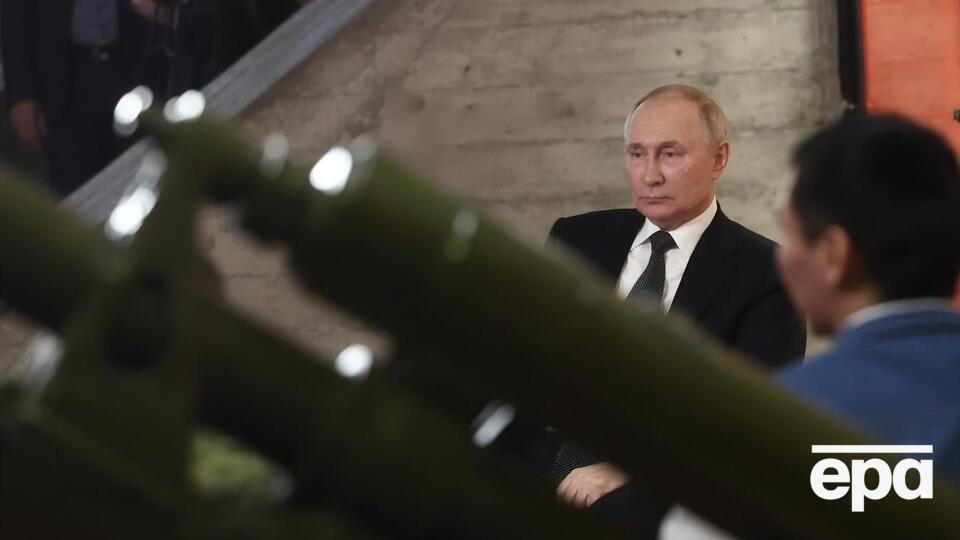 Путин раскритиковал правительство РФ за провал в производстве оружия