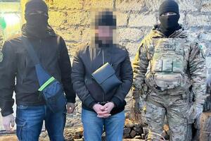 Правоохранители задержали подозреваемого при попытке передачи закрытых сведений в РФ