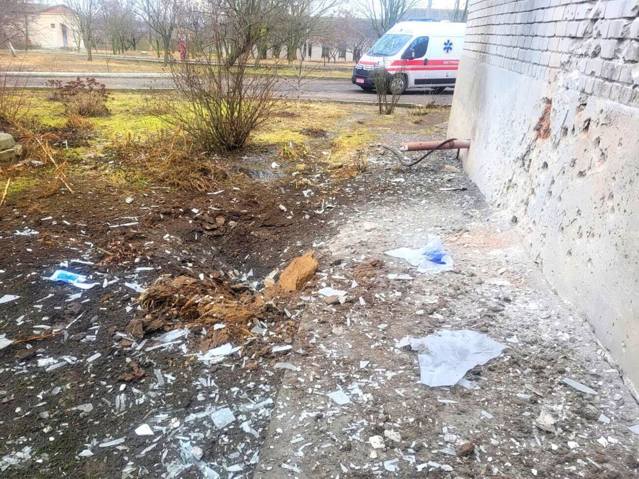 Російські окупанти не припиняють цілити в медустанови Херсонської області, зазначили в ОВА