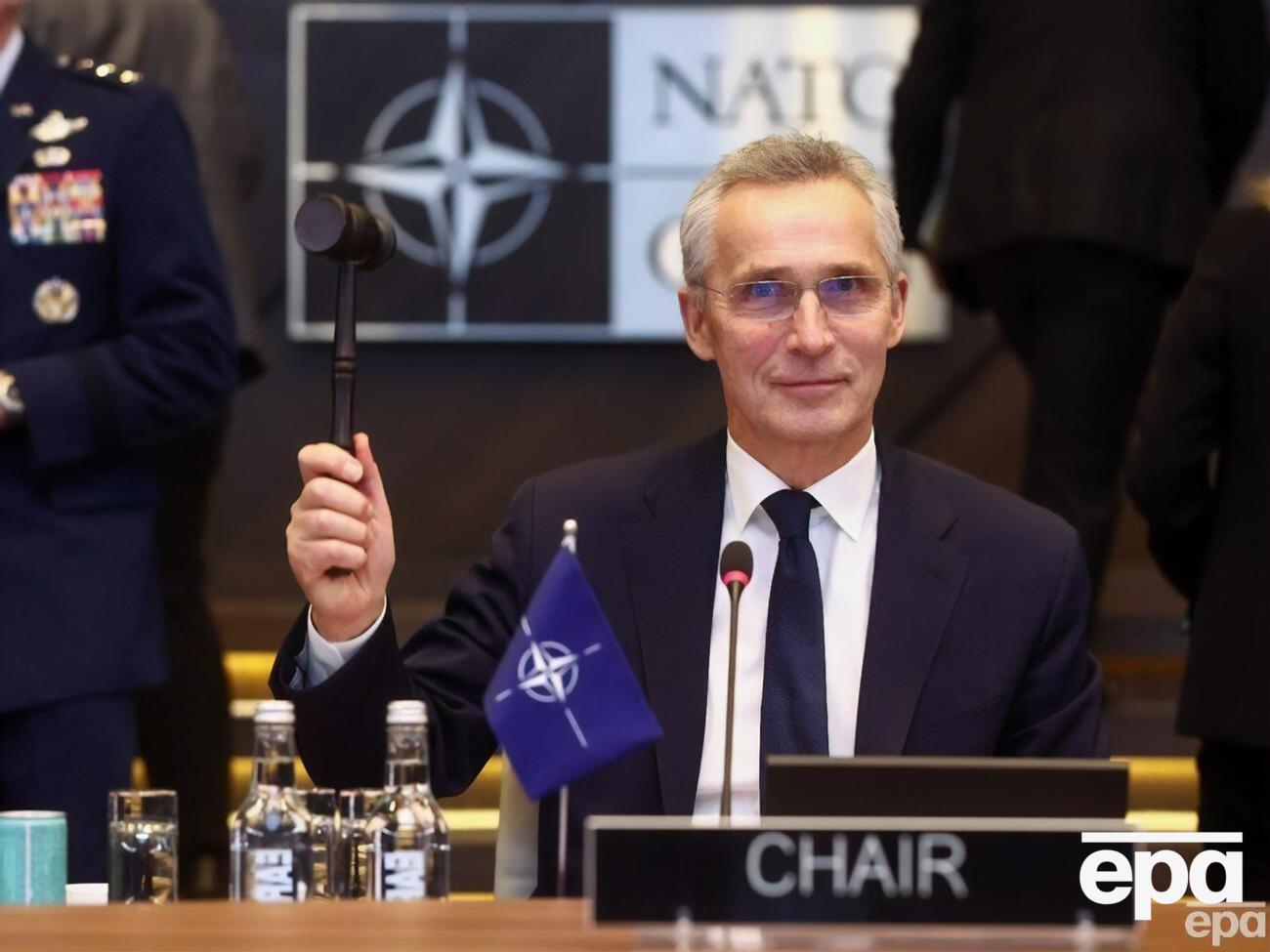 Столтенберг: Ми працюємо над тим, щоб допомогти Україні перейти з радянських доктрин і озброєнь на стандарти НАТО