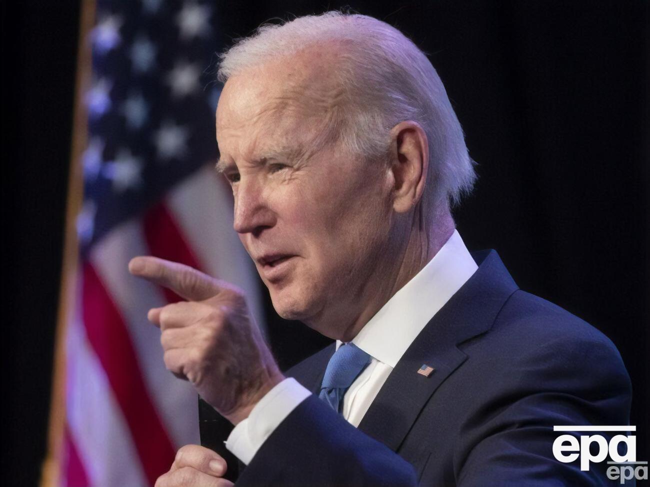 Яценюк отметил, что Байден "активно думает вместе с украинским народом"