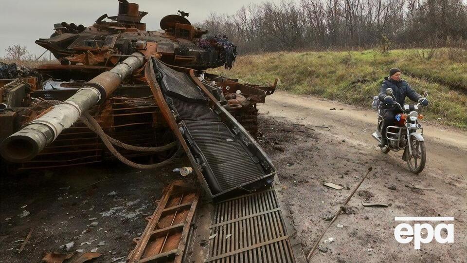 Россия не успевает ремонтировать поврежденные танки, говорят аналитики