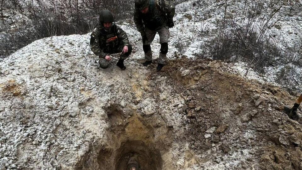 Саперы ликвидируют российские мины и боеприпасы в Киевской области