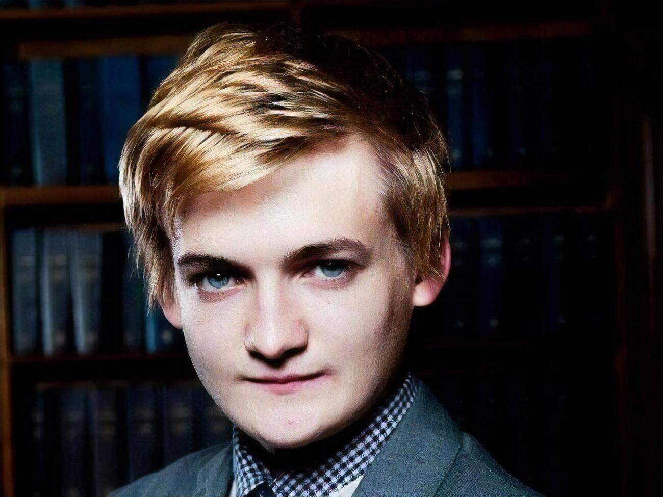 Глисон стал известен благодаря роли&nbsp;Джоффри Баратеона&nbsp;в "Игре престолов"