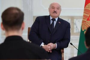 Лукашенко (на фото) "гарантировал", что "повлияет на Путина" и он "прилетит в Минск"