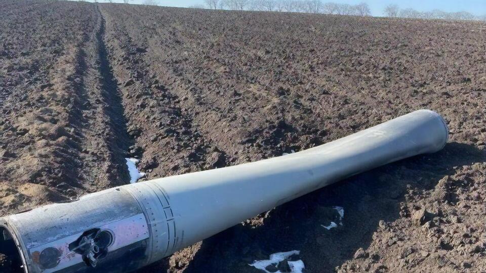 Обломки ракеты в селе Ларга на границе с Черновицкой областью выявили патрульные приграничной полиции Молдовы, отметили в МВД страны