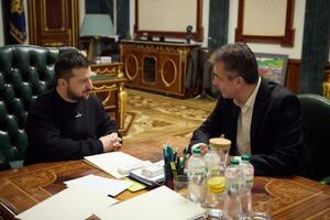 Зеленский встретился с Коэном в Киеве