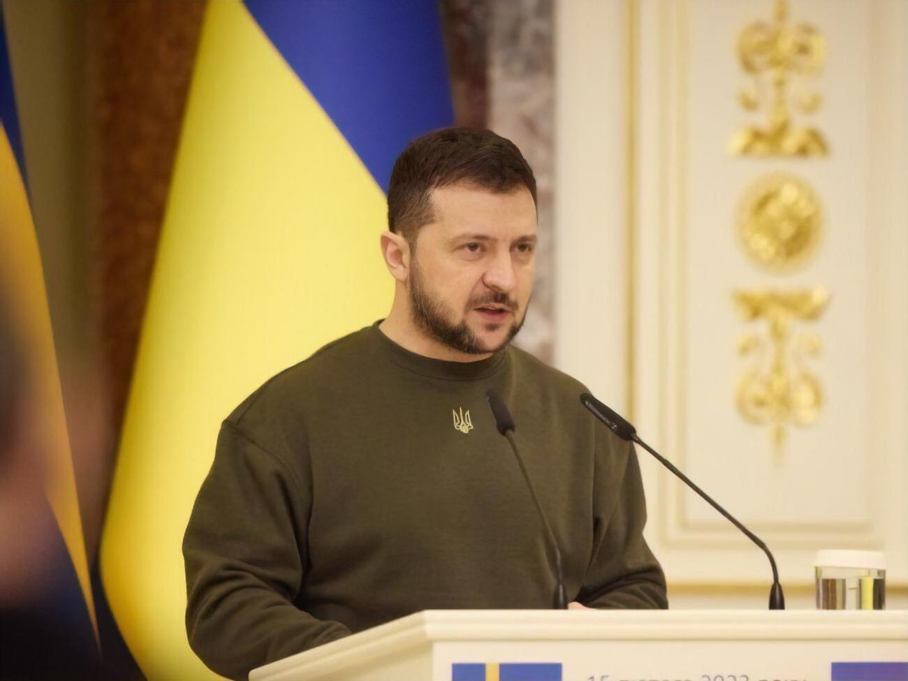 Зеленский:&nbsp;Держать ситуацию на фронте и готовиться к любым эскалационным шагам врага &ndash; это приоритет на ближайшее время