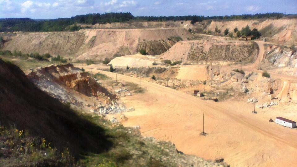 Добыча осуществлялась на Баничском месторождении в Сумской области