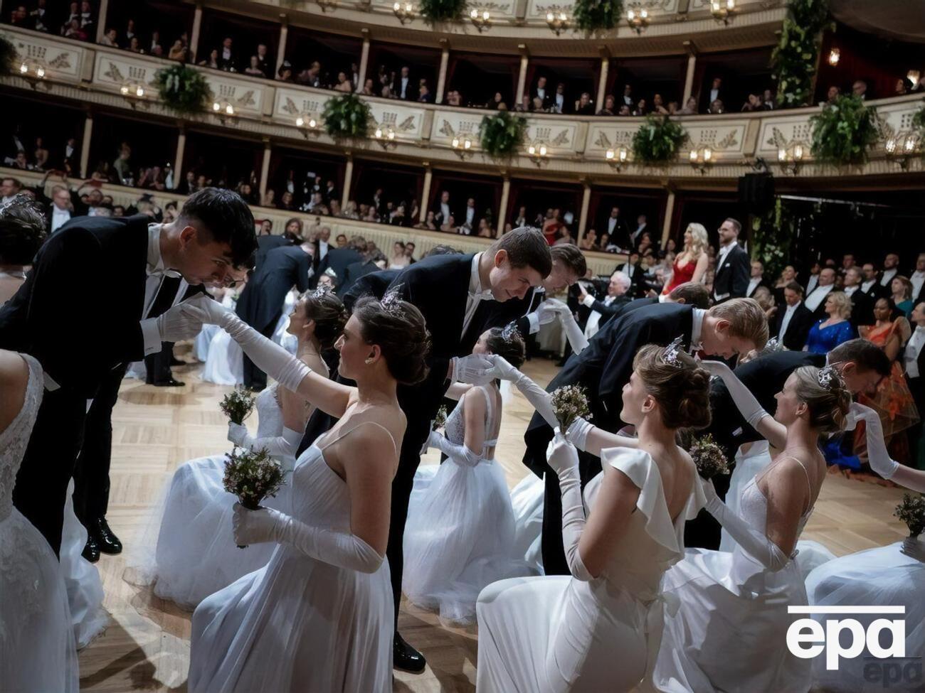 Уперше Віденський бал відбувся 1935 року