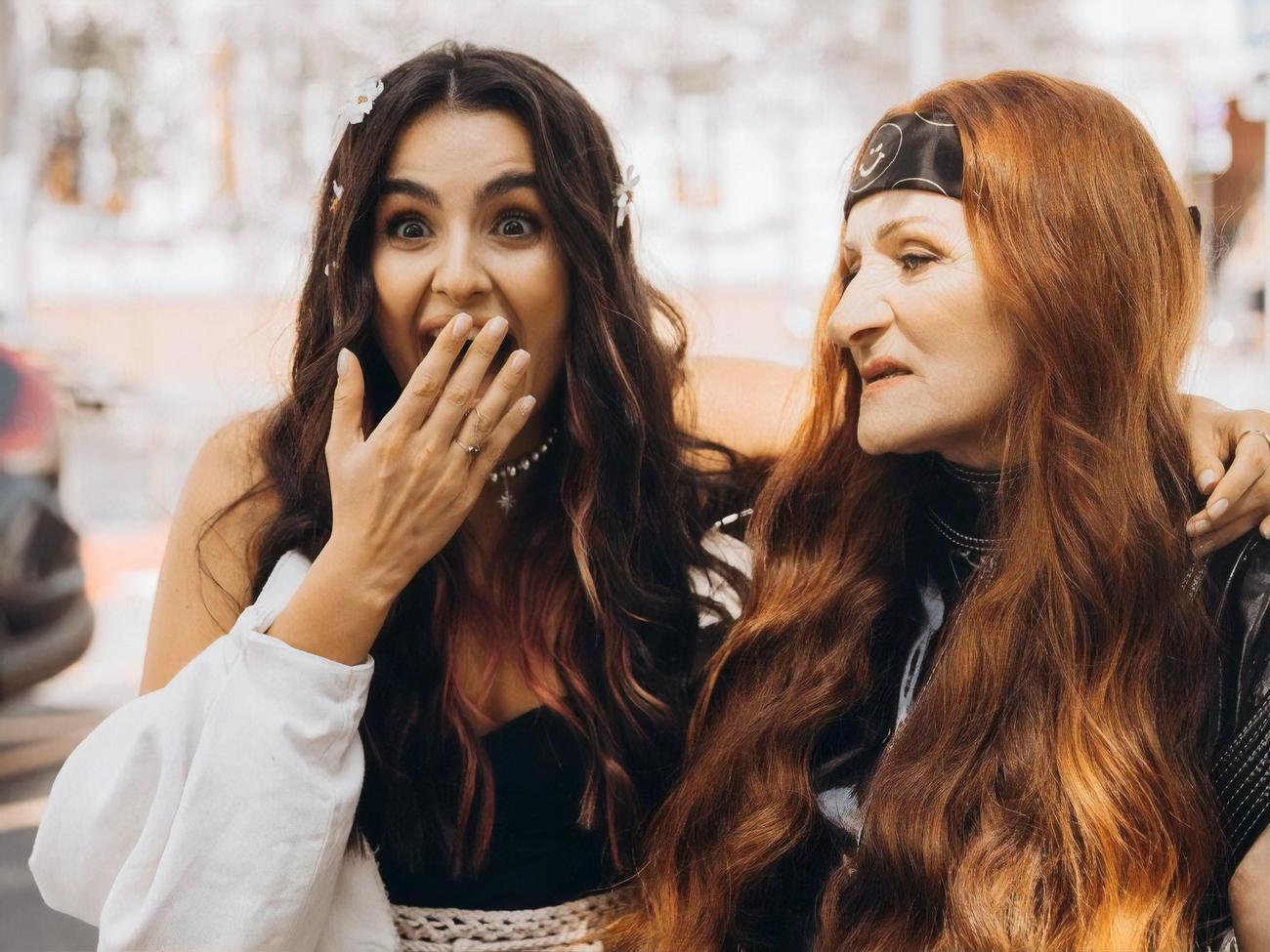 Тринчер показала забавные моменты со своей бабушкой