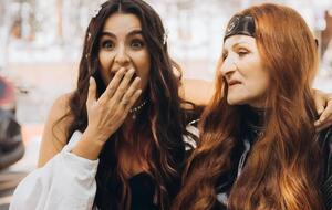 Тринчер показала забавные моменты со своей бабушкой