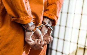 Охранника приговорили к 13 годам тюрьмы