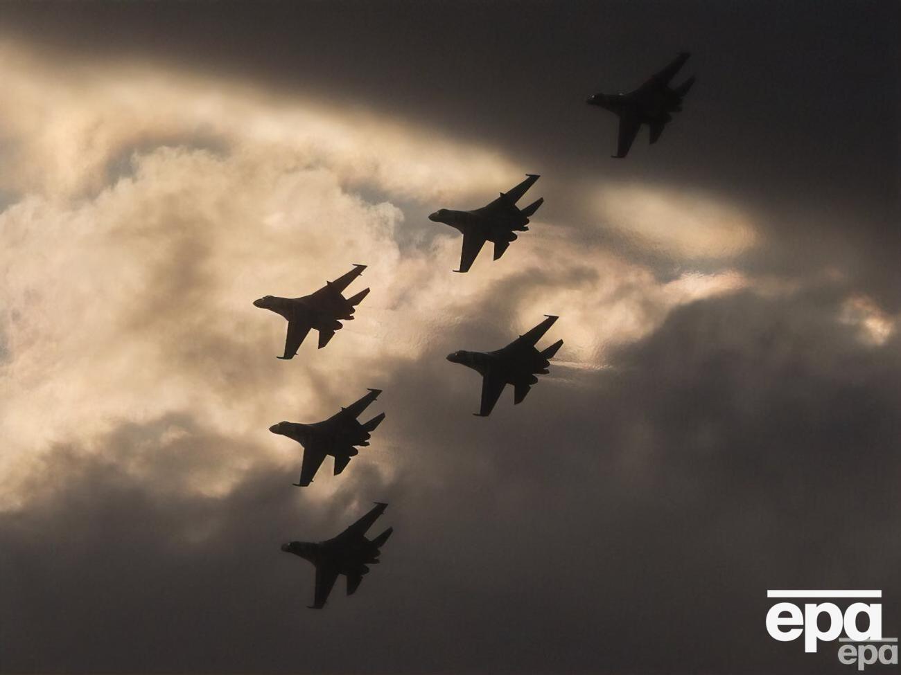 В украинской военной разведке прогнозируют, что Россия будет использовать авиацию для поддержки наступления на Донбассе, а не для воздушных атак Киева