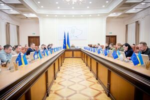 Тот госрезерв, который существовал в Украине с 1991 года, очень долго оставался "потомком советской системы", отметил Шмыгаль на заседании Кабмина