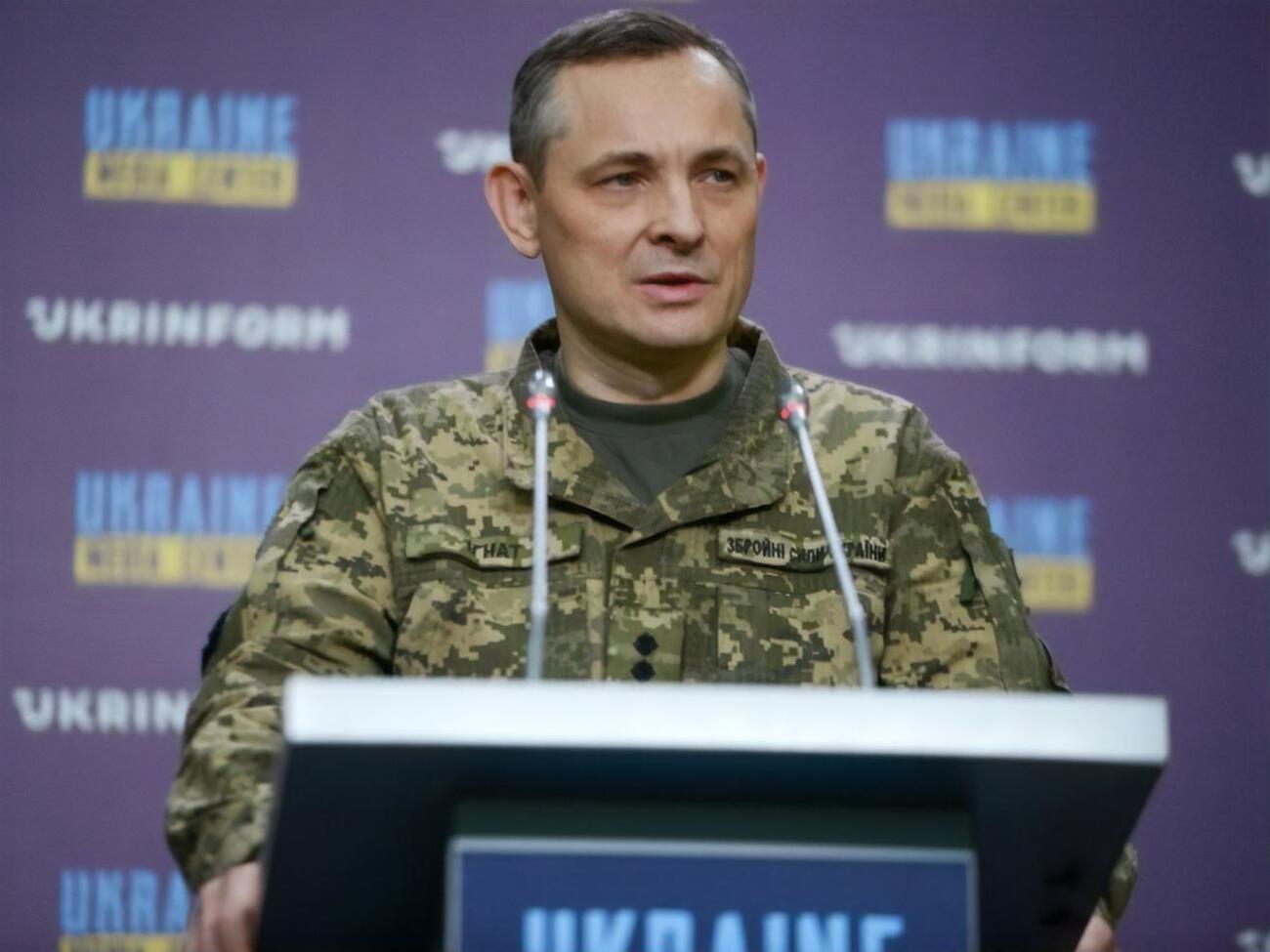 За словами Ігната, Росія вже посилила на сході України атаки штурмовою і бомбардувальною авіацією