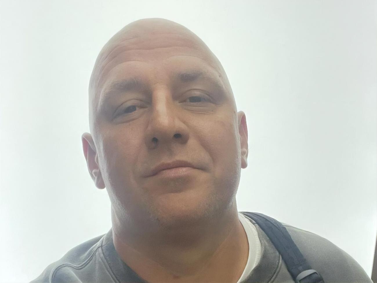 В качестве видеоряда в клипе на новую песню Потапа использованы архивные кадры, на которых запечатлены волонтеры украинского проекта "Добробат"&nbsp;