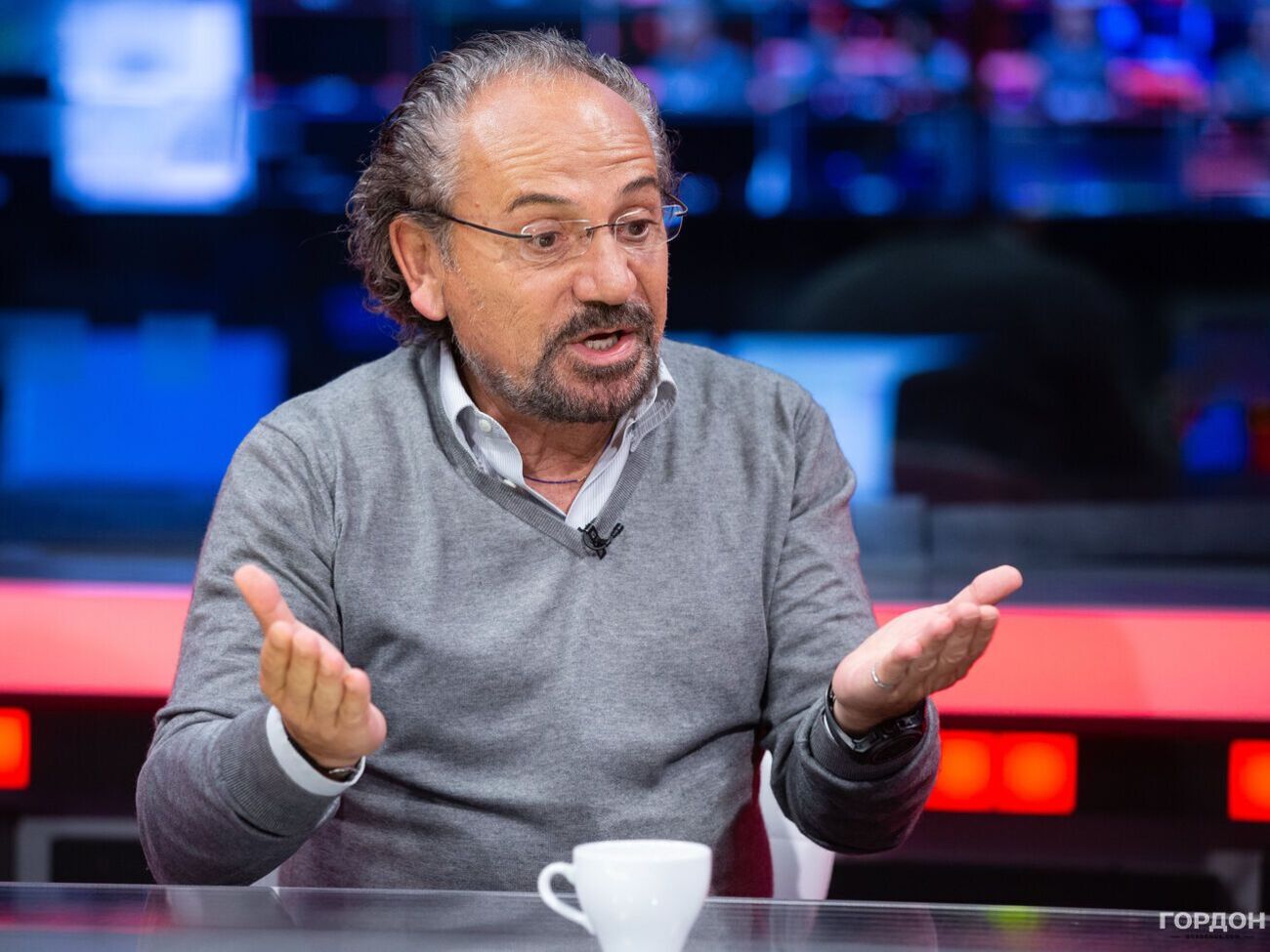 Шустер:&nbsp;Перевоспитанием украинских детей старшего возраста в РФ&nbsp;занимаются ветераны войн