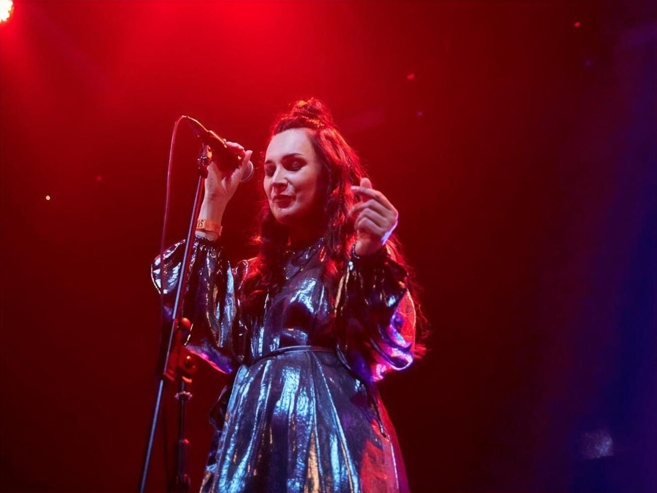 Группа "Крихітка":&nbsp;Світ тримається на тобі, мій живий ланцюг