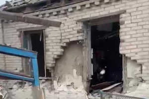 Гайдай отметил, что в результате обстрела разрушены частные дома