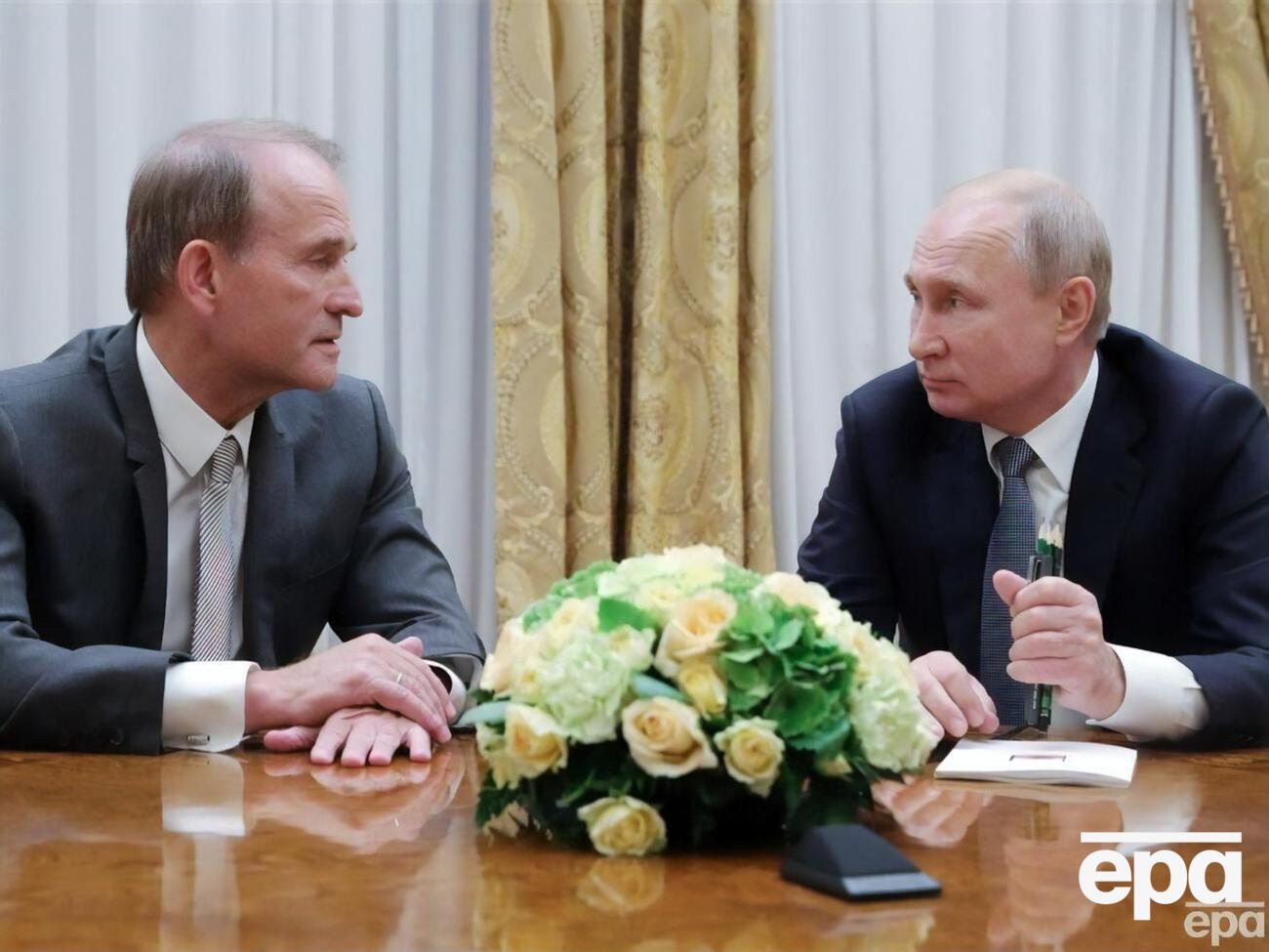 Путин и его окружение получали от Медведчука успокаивающую информацию о том, что Россия имеет серьезное влияние на Украину, полагает Пугачев