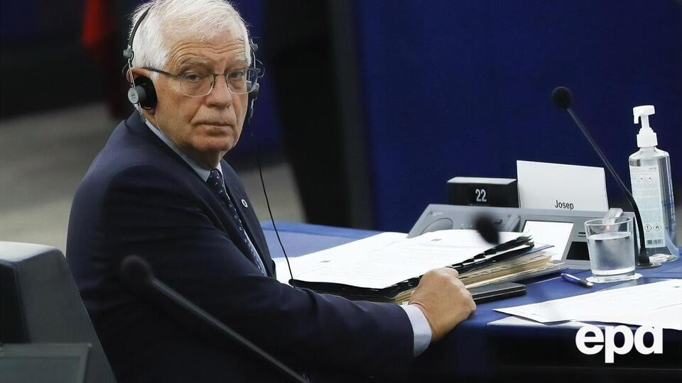 Боррель зазначив, що Євросоюз надто довго ухвалював критично важливі для України рішення