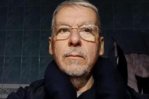 Клочко: В городе тревожно, транспорт на линии не вышел, на остановках люди, у банкоматов огромные очереди