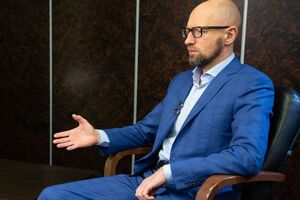 Яценюк подчеркнул, что у России "очень большие издержки"