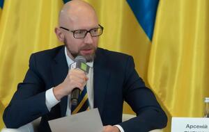 У телевидения в ближайшие 10 лет нет перспективы, считает Яценюк