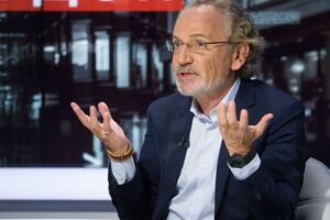 Шустер: Россияне даже у своего правительства не умеют требовать