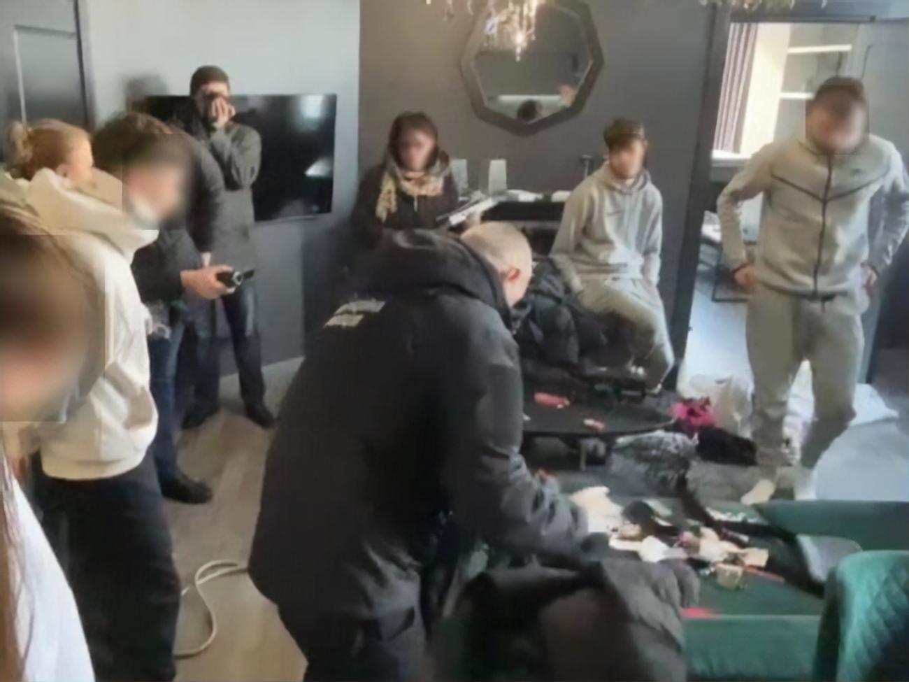 Организаторы "пьяных" вечеринок помещены в СИЗО, им сообщили о подозрении