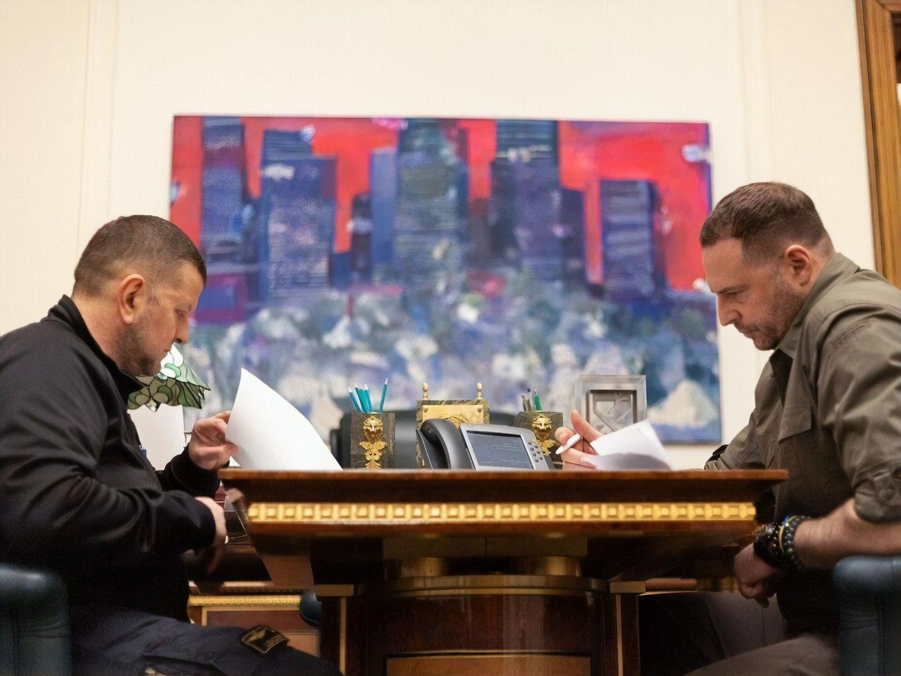 Залужний і Єрмак поінформували американських партнерів про ситуацію на фронті