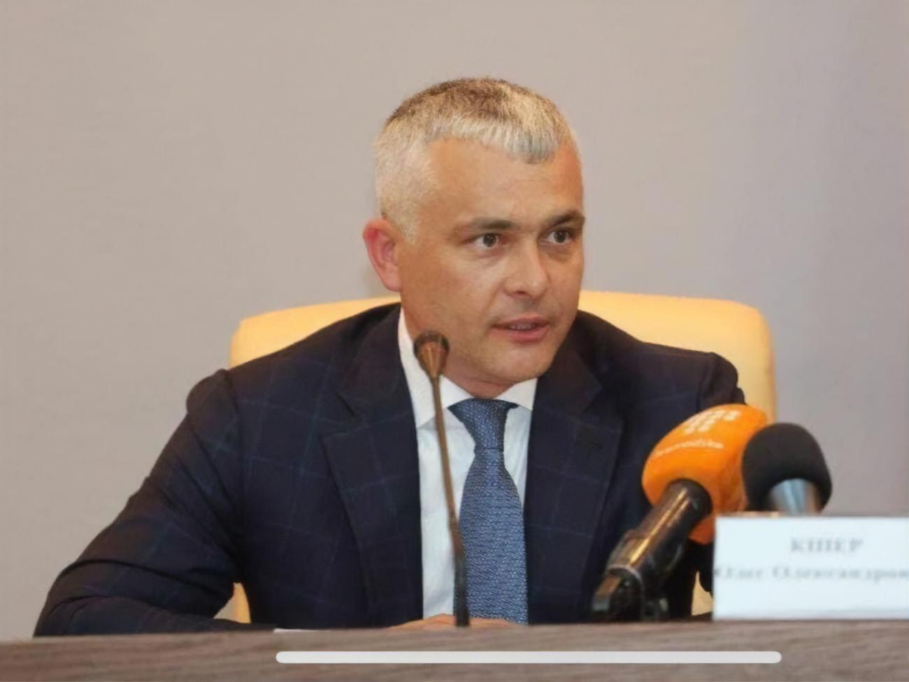 Кіпер повідомив, що від початку повномасштабної війни двічі виїжджав за кордон із приватною метою